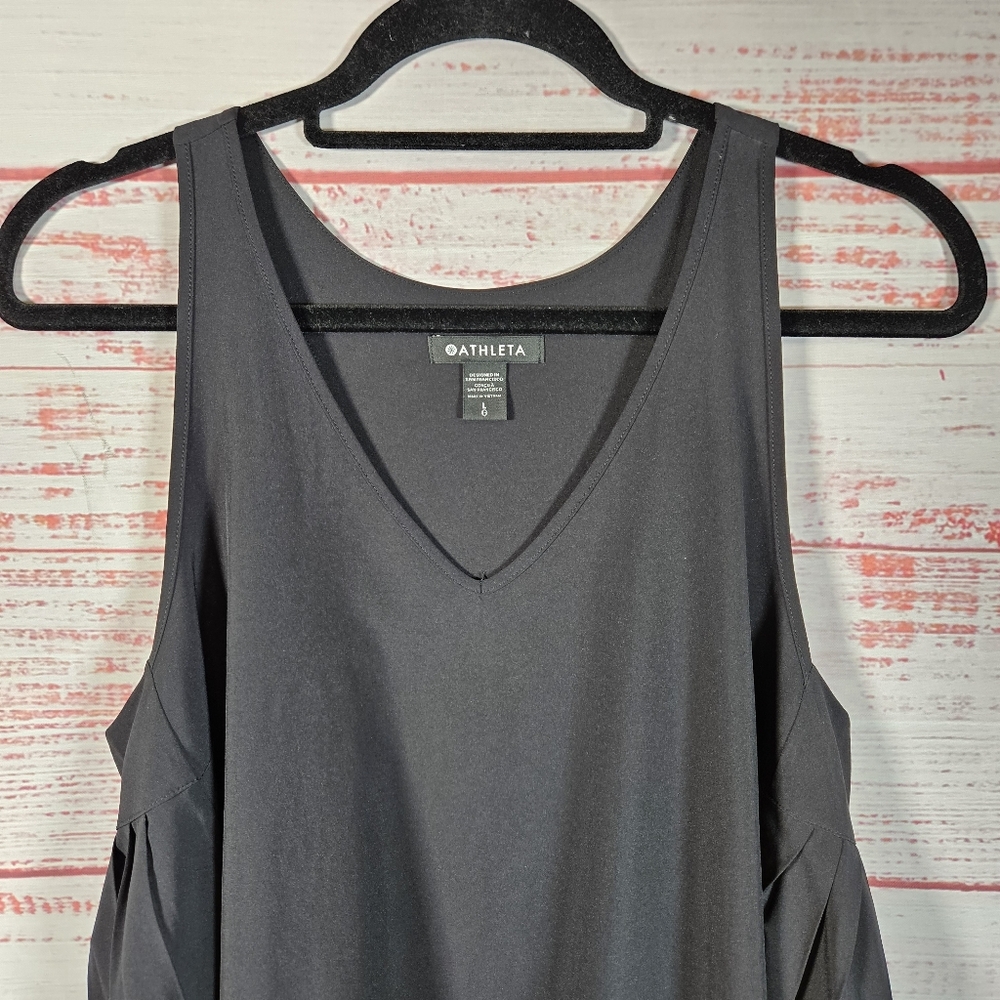 Athleta Swing Forward Pleated Tank Top - Picture 4 of 14